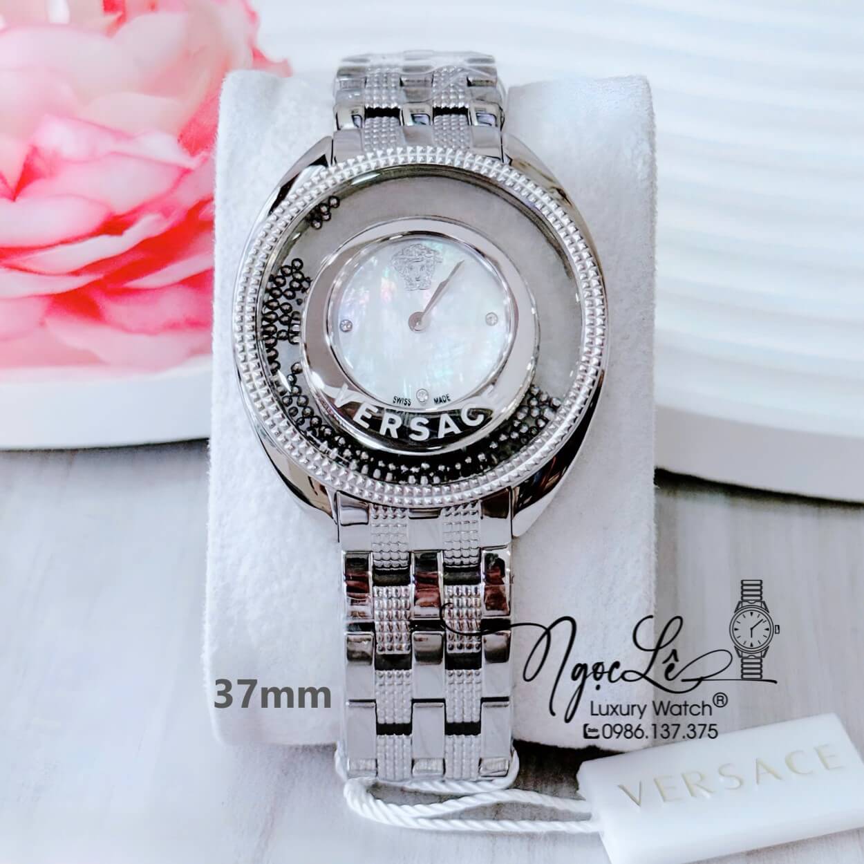Đồng Hồ Nữ Versace Destiny Dây Kim Loại Silver Mặt Trắng Dáng Oval Size 37mm