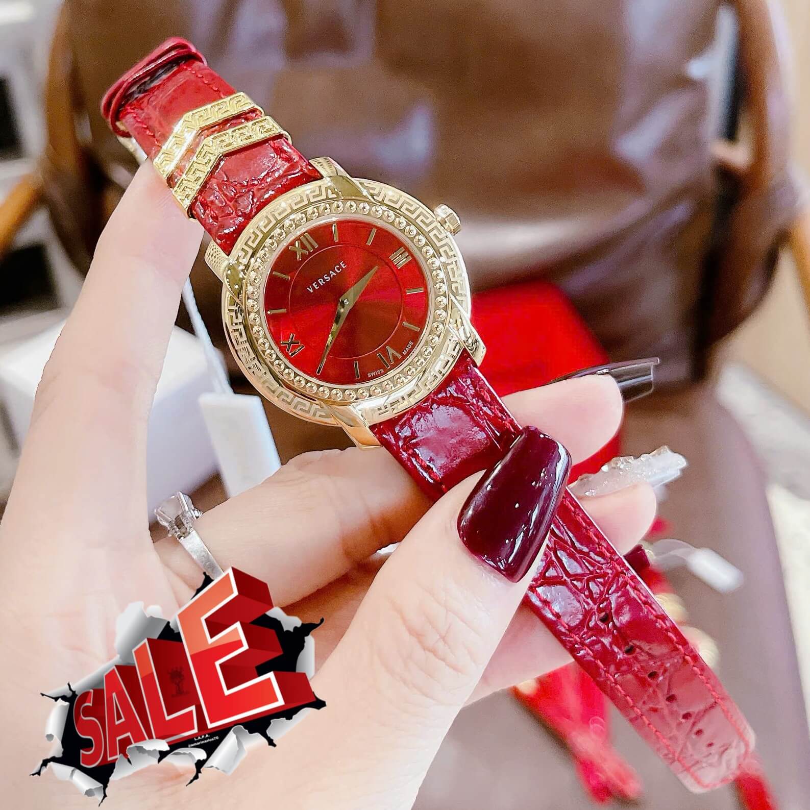 Đồng Hồ Nữ Versace DV-25 Dây Da Đỏ Vỏ Vàng Gold Size 35mm | Máy Pin Thụy Sĩ