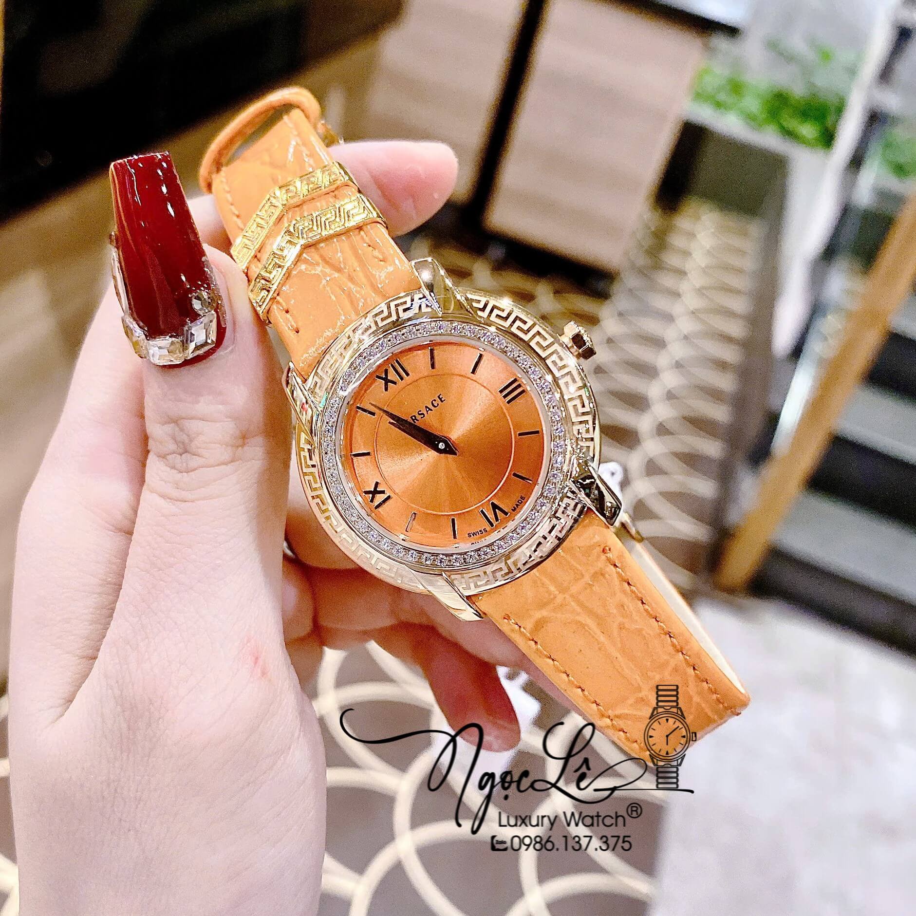 Đồng Hồ Nữ Versace DV-25 Máy Thụy Sỹ Dây Da Màu Cam Size 36mm Đính Đá