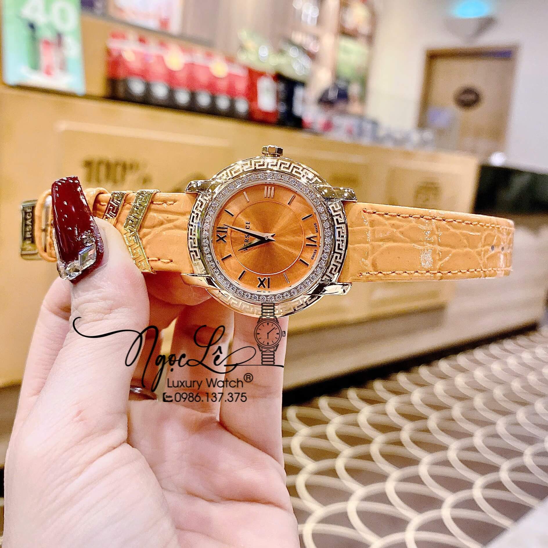 Đồng Hồ Nữ Versace DV-25 Máy Thụy Sỹ Dây Da Màu Cam Size 36mm Đính Đá