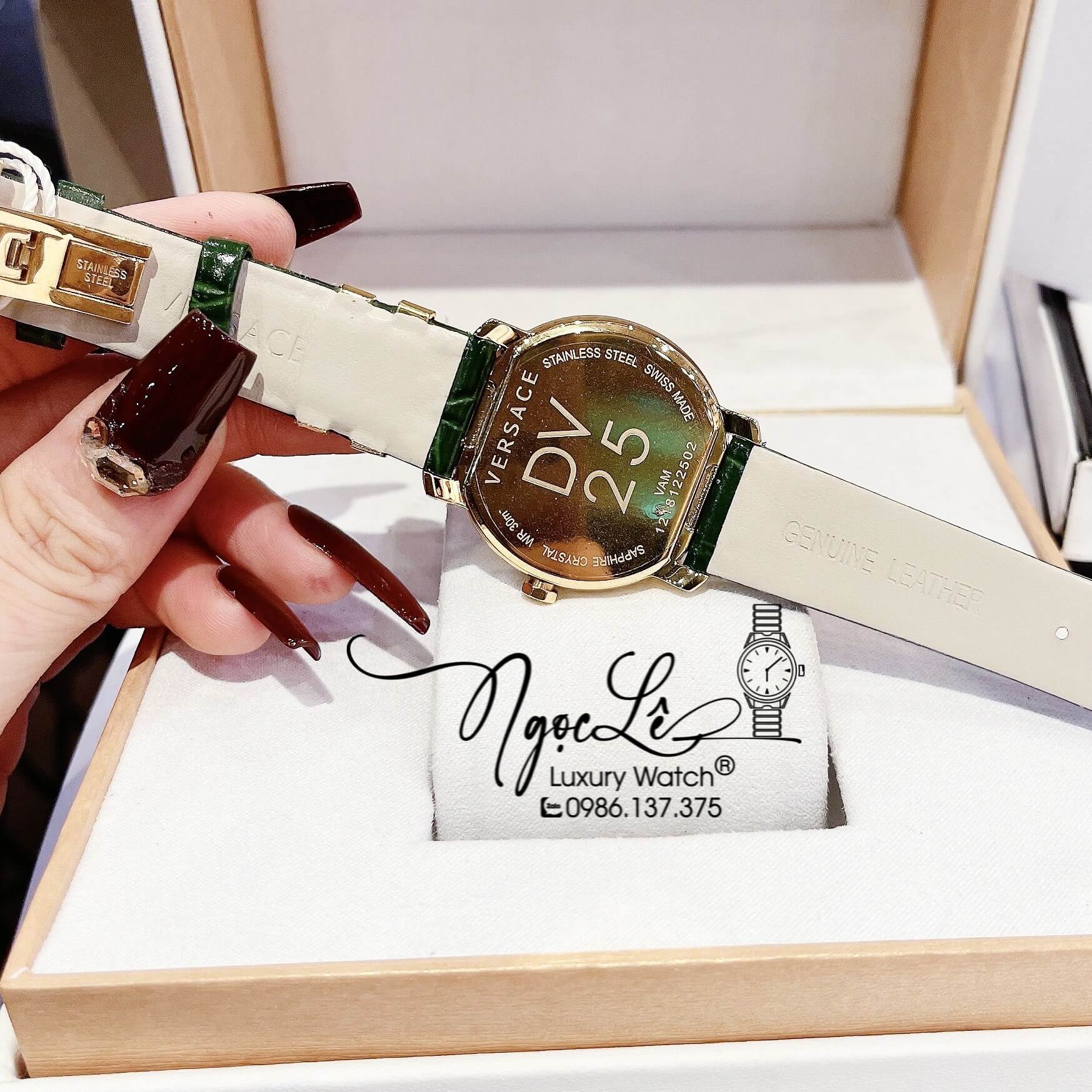 Đồng Hồ Nữ Versace DV-25 Máy Thụy Sỹ Dây Da Màu Xanh Lá Size 36mm Đính Đá