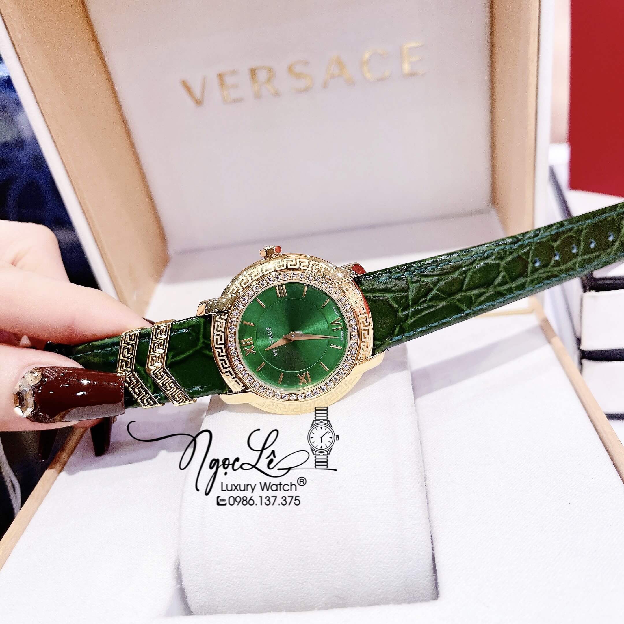 Đồng Hồ Nữ Versace DV-25 Máy Thụy Sỹ Dây Da Màu Xanh Lá Size 36mm Đính Đá