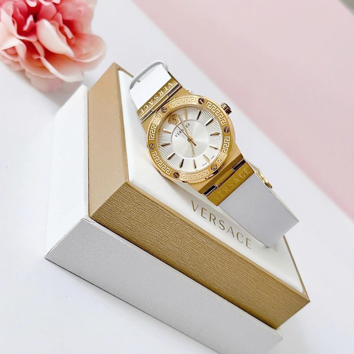 Đồng Hồ Nữ Versace Greca Logo Dây Da Trắng Vỏ Gold Size 36mm