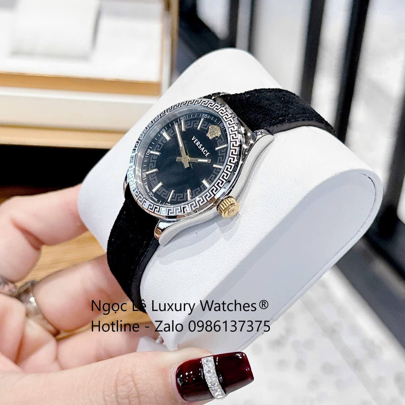Đồng Hồ Nữ Versace Hellenyium Dây Da Đen Vỏ Bạc Size 35mm Máy Thụy Sĩ