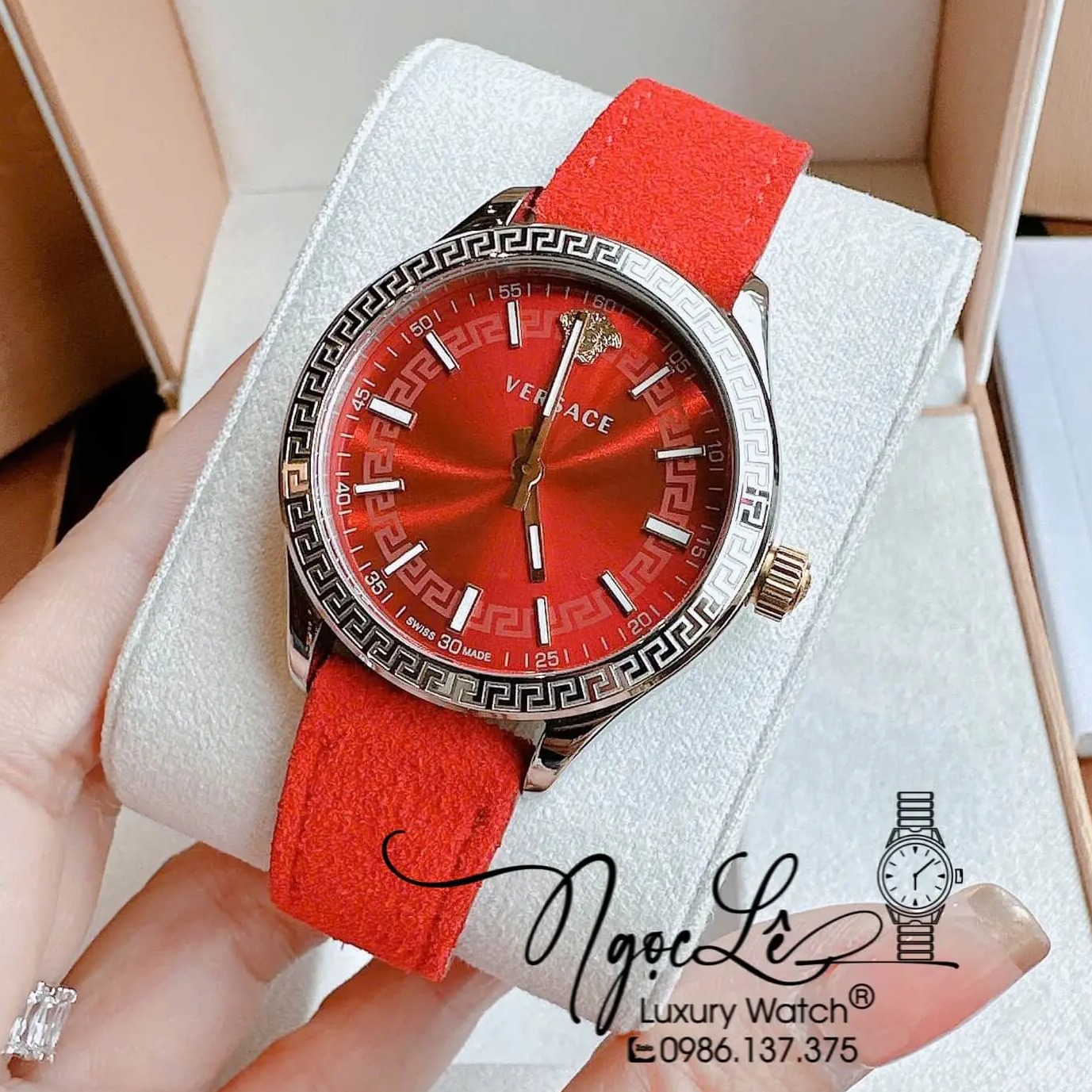 Đồng Hồ Nữ Versace Hellenyium Dây Da Lộn Màu Đỏ Size 36mm Máy Pin