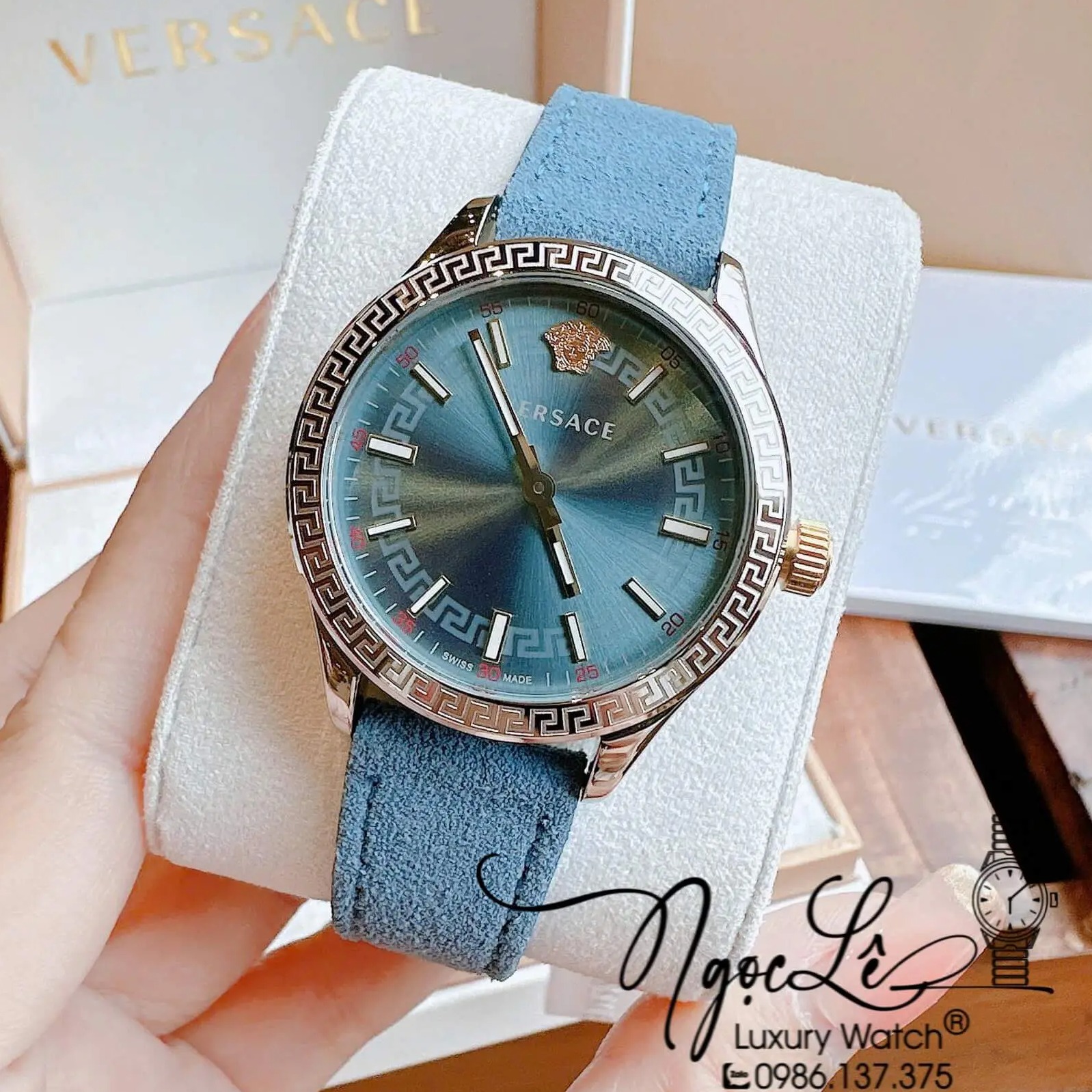 Đồng Hồ Nữ Versace Hellenyium Dây Da Lộn Màu Xanh Dương Size 36mm Máy Pin