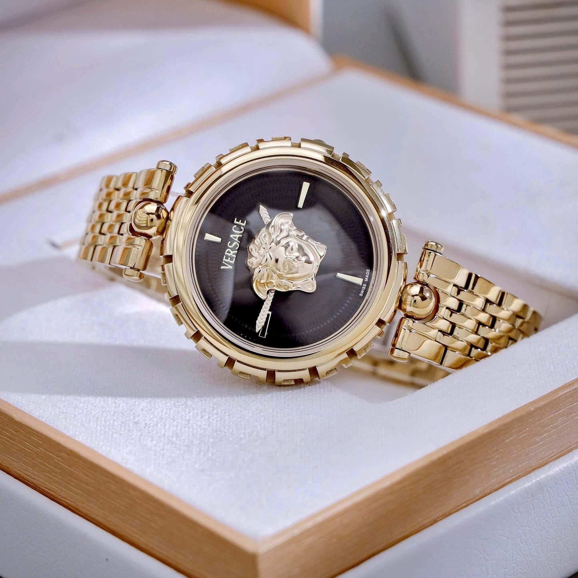 Đồng Hồ Nữ Versace Medusa Heritage Dây Kim Loại Vàng Mặt Medusa Đen Size 38mm
