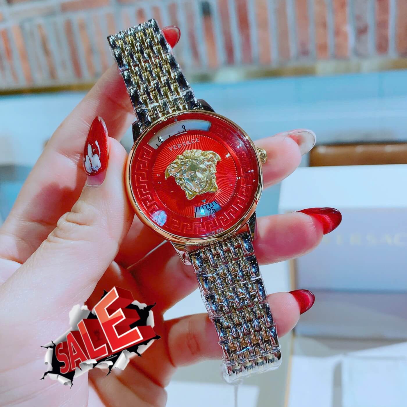 Đồng Hồ Nữ Versace Medusa Icon Dây Thép Demi Vàng Gold Size 38mm - Mặt Đỏ