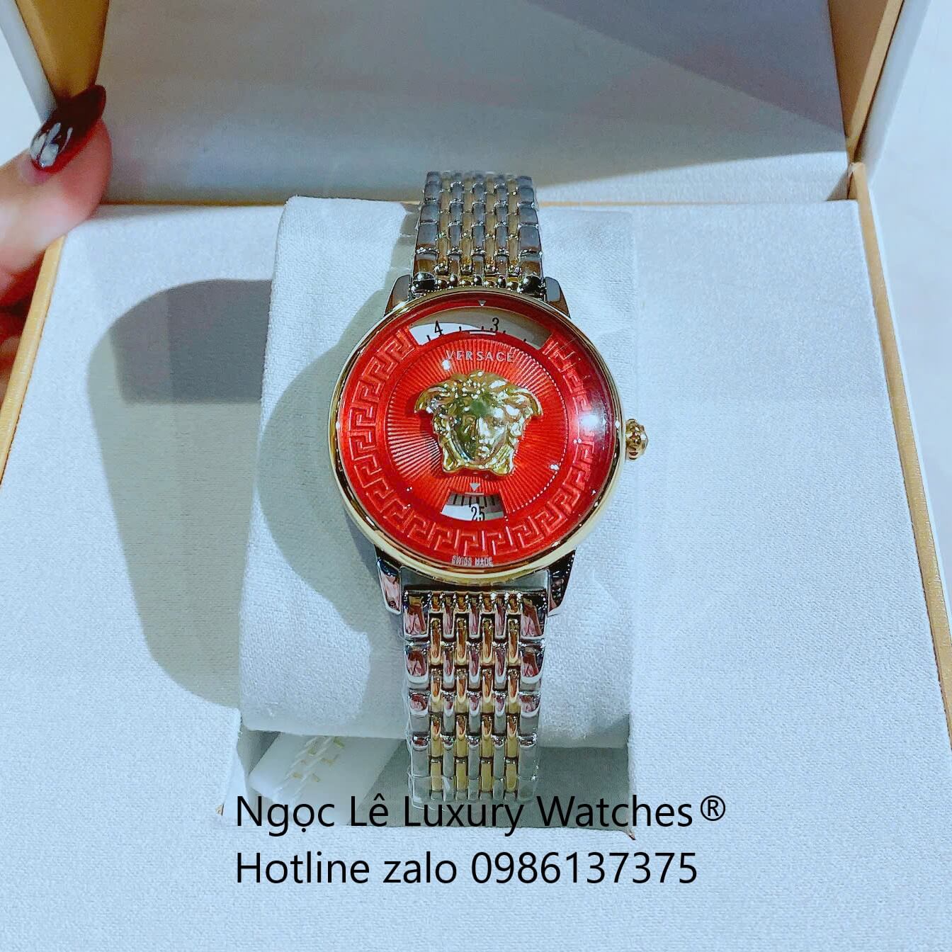 Đồng Hồ Nữ Versace Medusa Icon Dây Thép Demi Vàng Gold Size 38mm - Mặt Đỏ