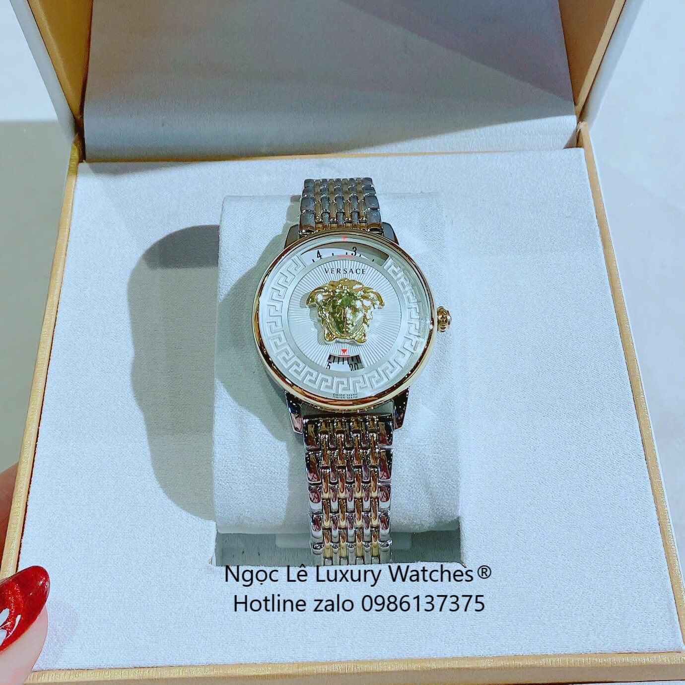 Đồng Hồ Nữ Versace Medusa Icon Dây Thép Demi Vàng Gold Size 38mm - Mặt Trắng