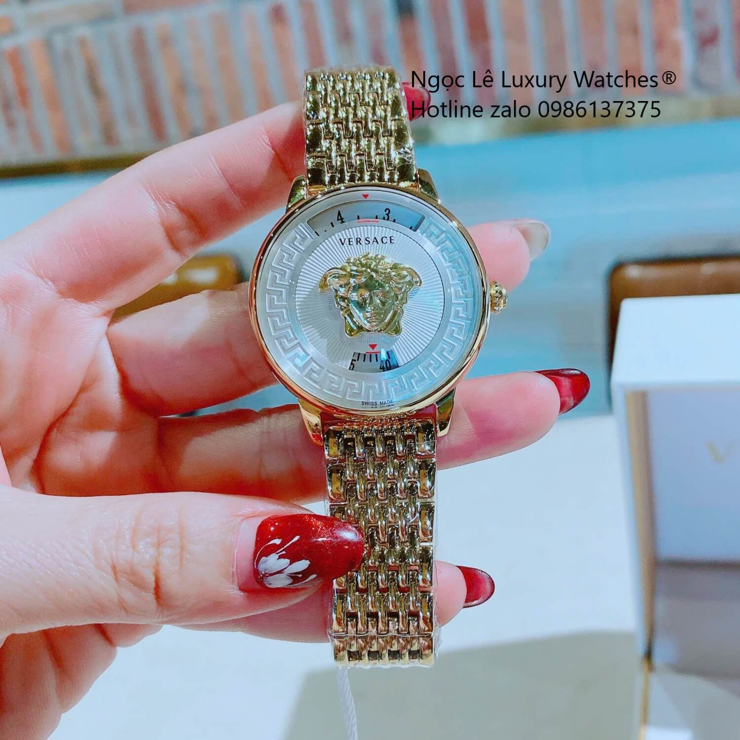 Đồng Hồ Nữ Versace Medusa Icon Dây Thép Màu Vàng Gold Size 38mm - Vàng Mặt Trắng