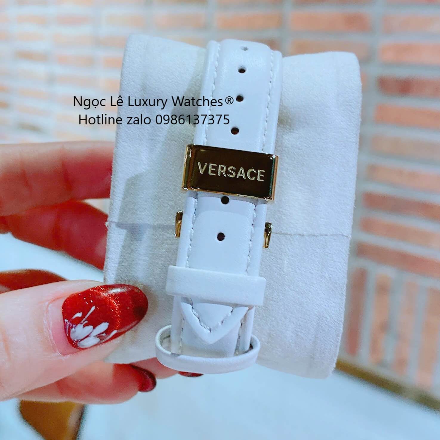 Đồng Hồ Nữ Versace Palazzo Empire Dây Da Trắng Vỏ Vàng Size 36mm - Quartz