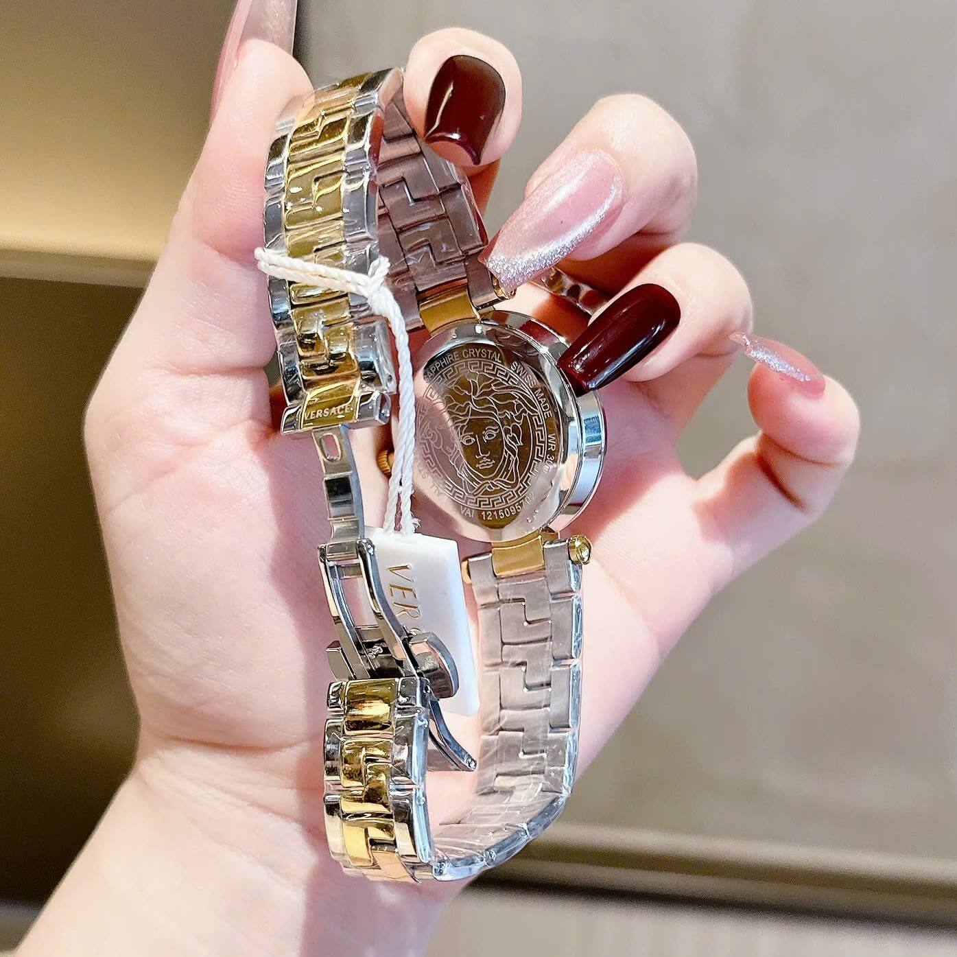 Đồng Hồ Nữ Versace Revive Màu Demi Vàng Mặt Xám Gương Size 35mm