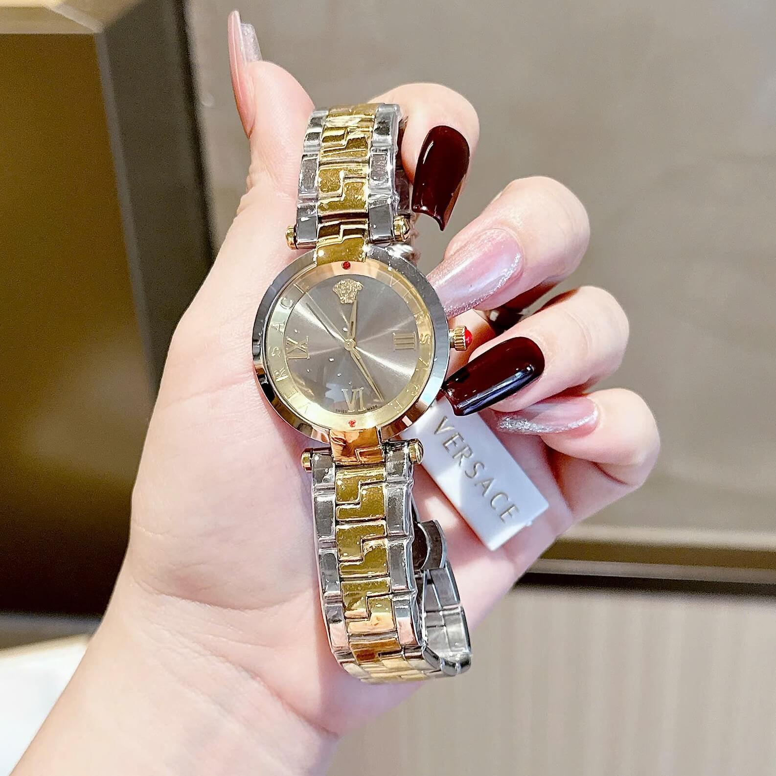 Đồng Hồ Nữ Versace Revive Màu Demi Vàng Mặt Xám Gương Size 35mm
