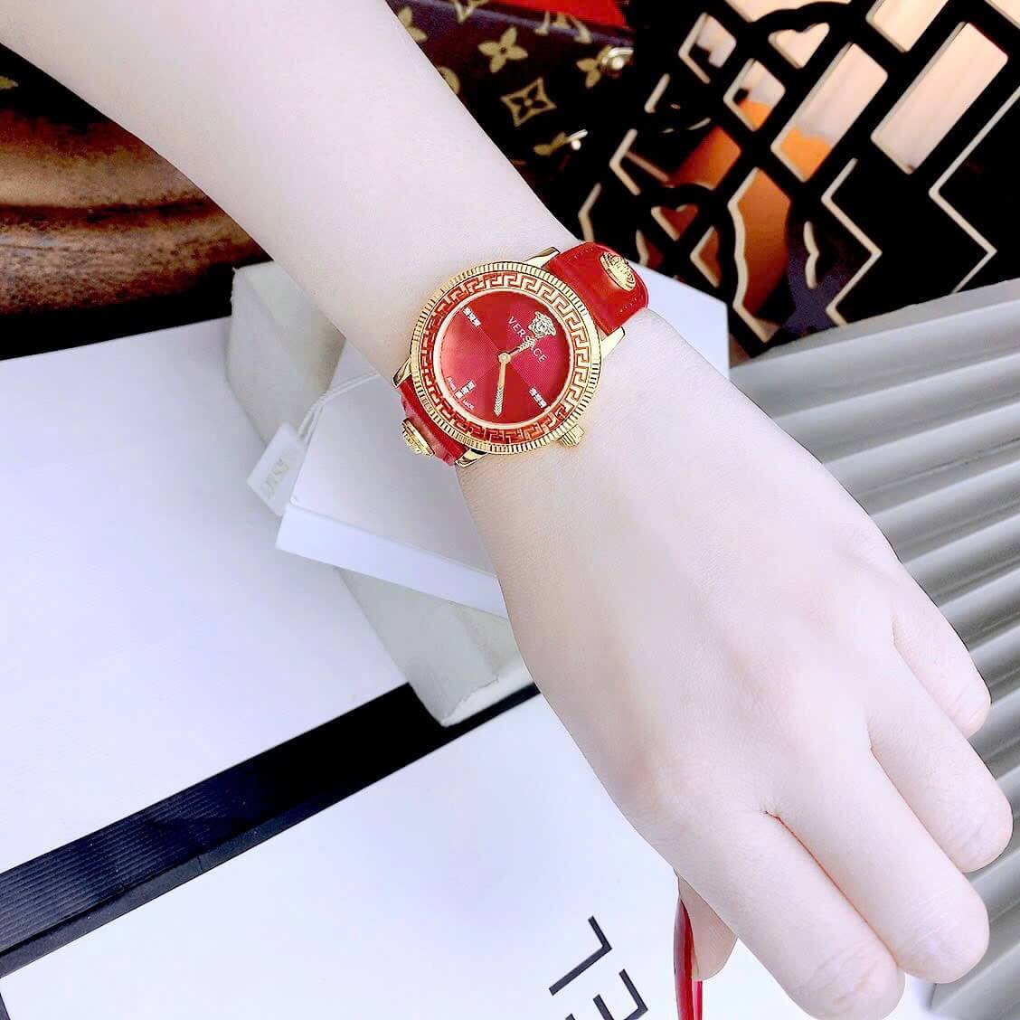 Đồng Hồ Nữ Versace Tribute Dây Da Đỏ Mặt Đỏ Vỏ Vàng Gold Size 35mm - Quartz Japan