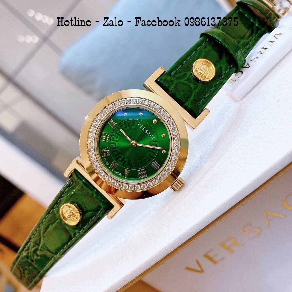 Đồng Hồ Nữ Versace Vanity Dây Da Xanh Green Đính Đá 35mm