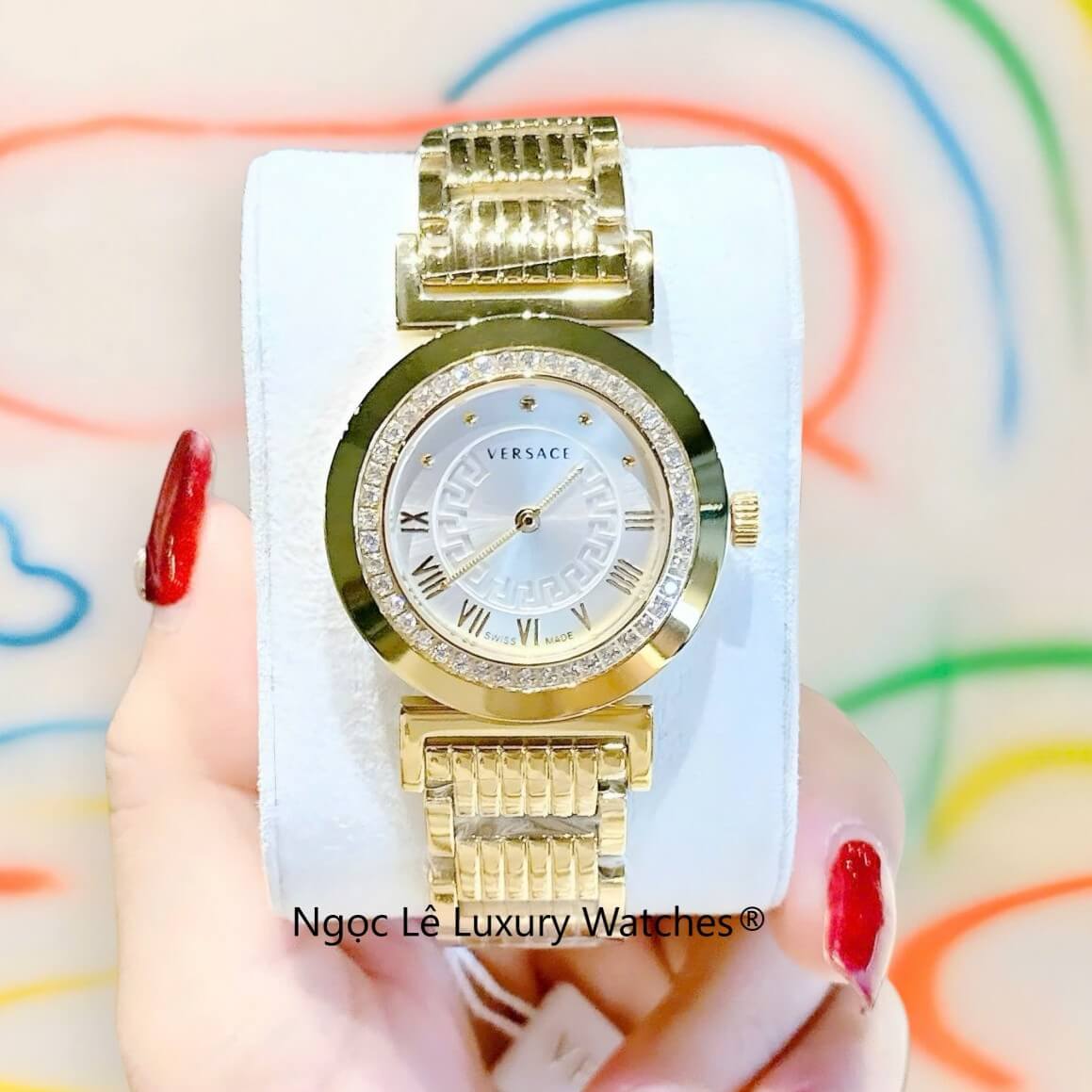 Đồng hồ Versace nữ dây thép vàng mặt trắng, Versace Vanity Thụy Sĩ size 35mm - Quartz