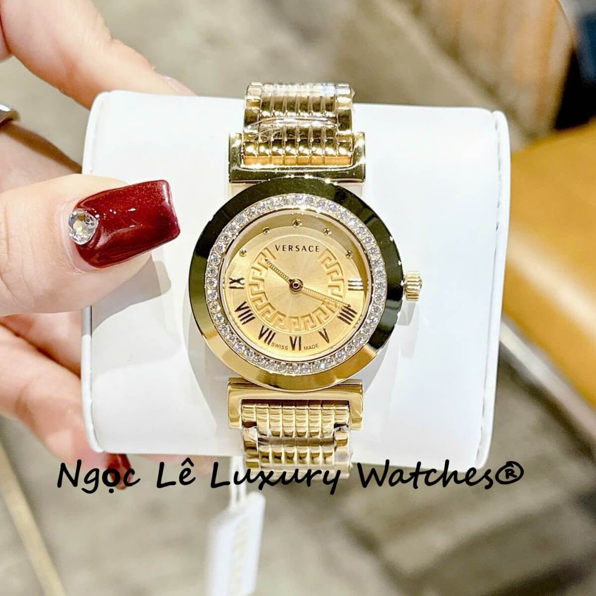 Đồng hồ Versace nữ dây thép vàng mặt vàng, Versace Vanity Thụy Sĩ size 35mm - Quartz