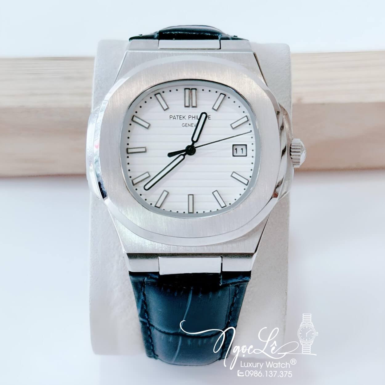 Đồng Hồ Nam Patek Philippe Tự Động Dây Da Xanh Dương Mặt Trắng Silver Niềng Trơn Size 40mm