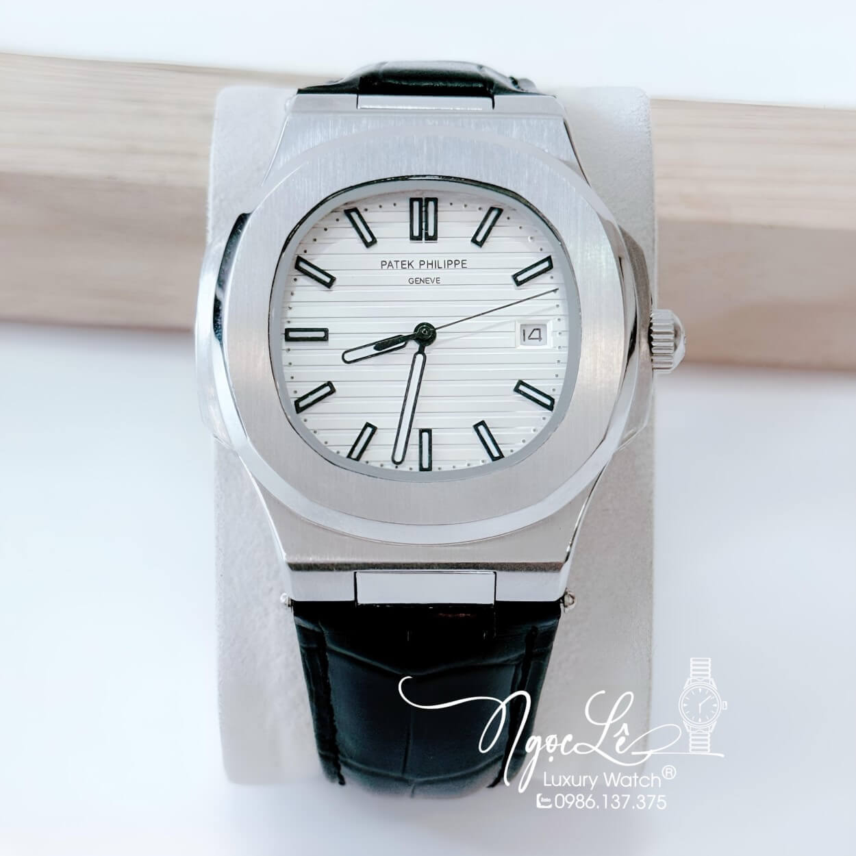 Đồng Hồ Nam Patek Philippe Tự Động Dây Da Đen Mặt Trắng Silver Niềng Trơn Size 40mm