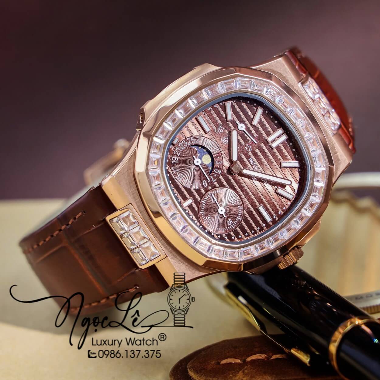 Đồng Hồ Nam Patek Philippe Nautilus 5724R Tự Động Dây Da Nâu Vỏ Rose Size 40mm