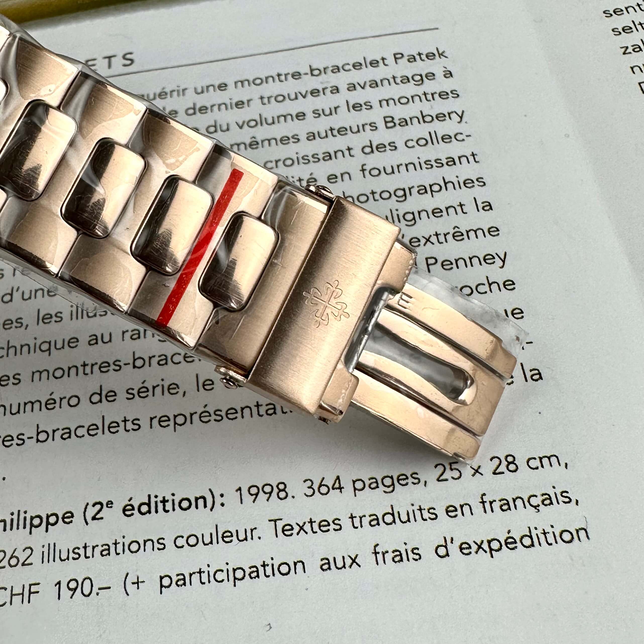 Đồng Hồ Patek Philippe Nautilus Nam Máy Cơ Tự Động Rose Gold Mặt Nâu Size 40mm