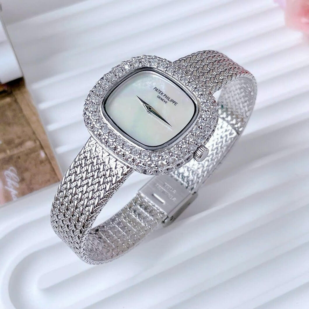 Đồng Hồ Patek Philippe Nữ Dây Mesh Bạc Đính Đá Size 32mm Mặt Xà Cừ