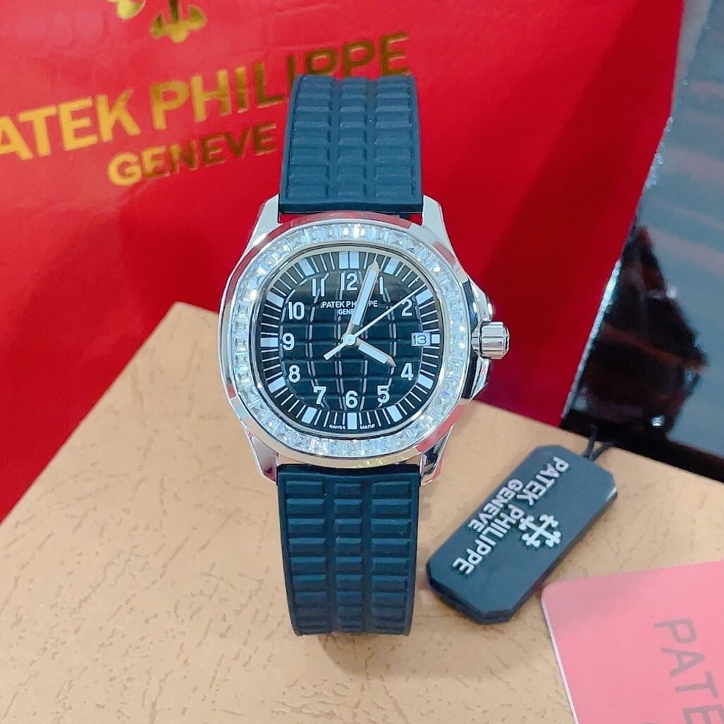 Đồng Hồ Patek Philippe Aquanaut Nữ Dây Silicon Màu Đen Đính Đá Ống Vỏ Bạc Size 35mm