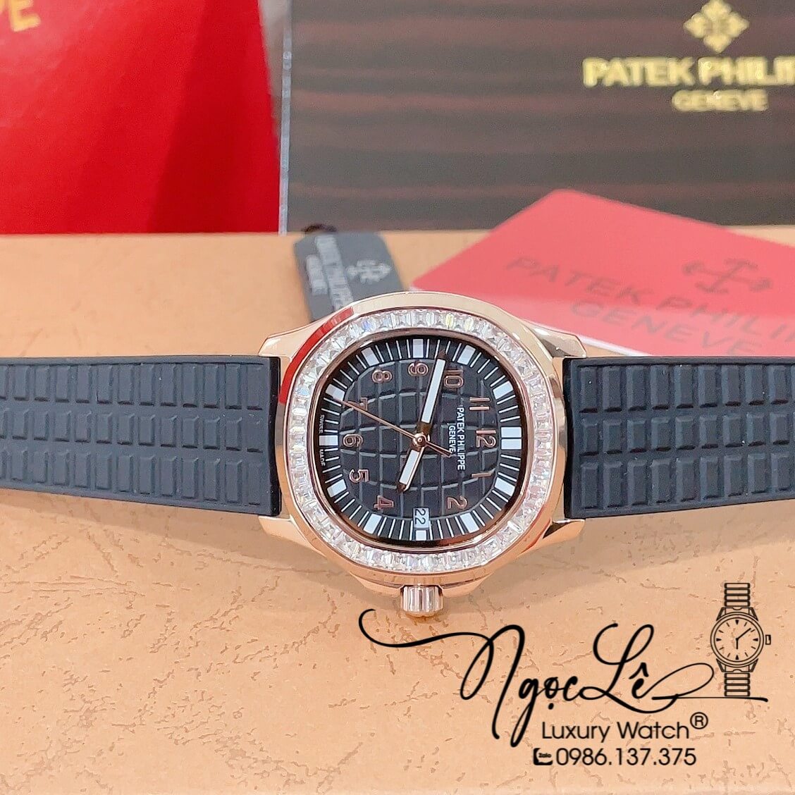 Đồng Hồ Patek Philippe Aquanaut Nữ Dây Silicon Màu Đen Đính Đá Ống Vỏ Rose Size 35mm