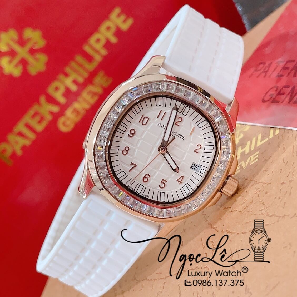 Đồng Hồ Patek Philippe Aquanaut Nữ Dây Silicon Màu Trắng Đính Đá Ống Vỏ Bạc Rose 35mm