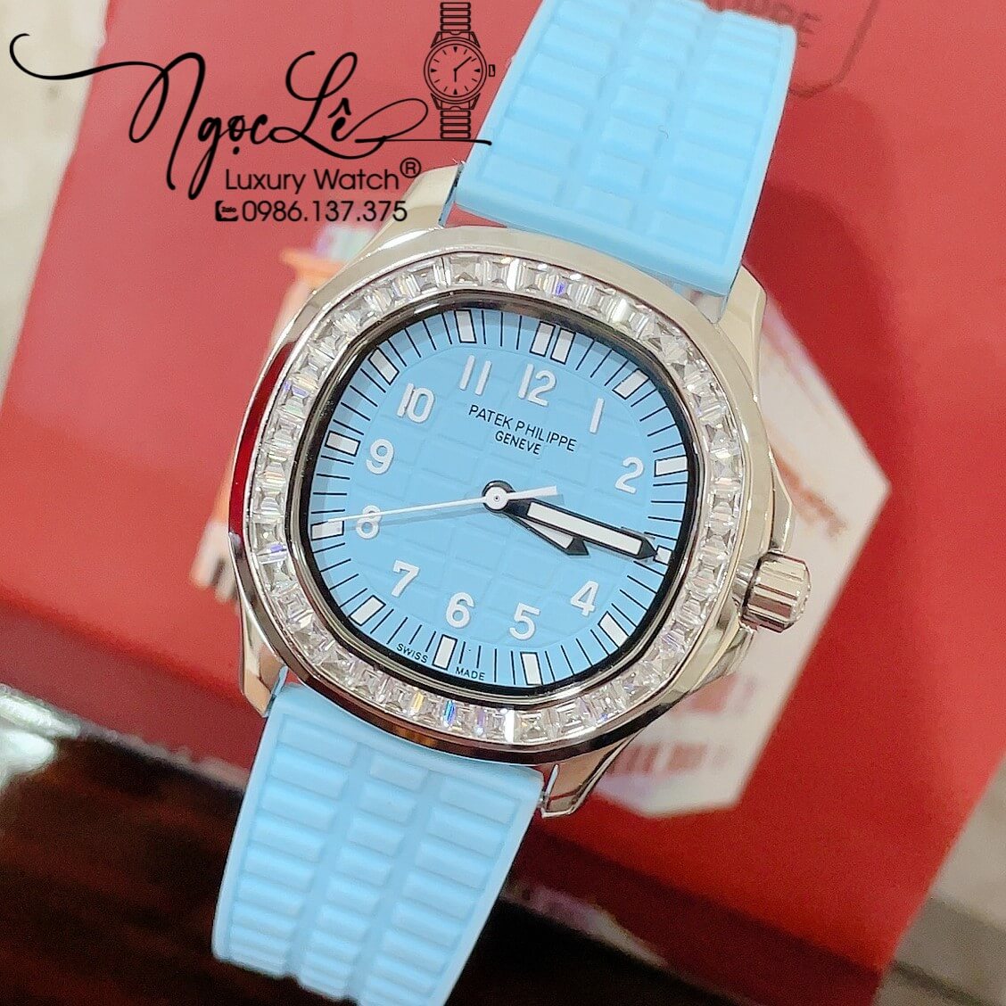 Đồng Hồ Patek Philippe Aquanaut Nữ Dây Silicon Màu Xanh Pastel Đính Đá Ống Vỏ Bạc Size 35mm