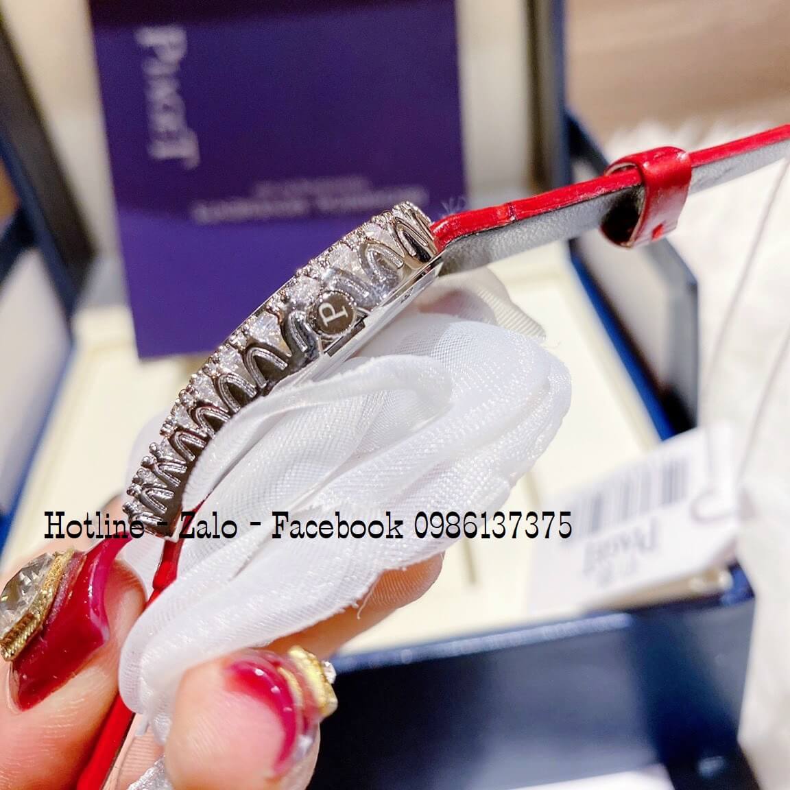Đồng Hồ Piaget Nữ Dây Da Đỏ Mặt Trắng Đính Đá Size 32mm