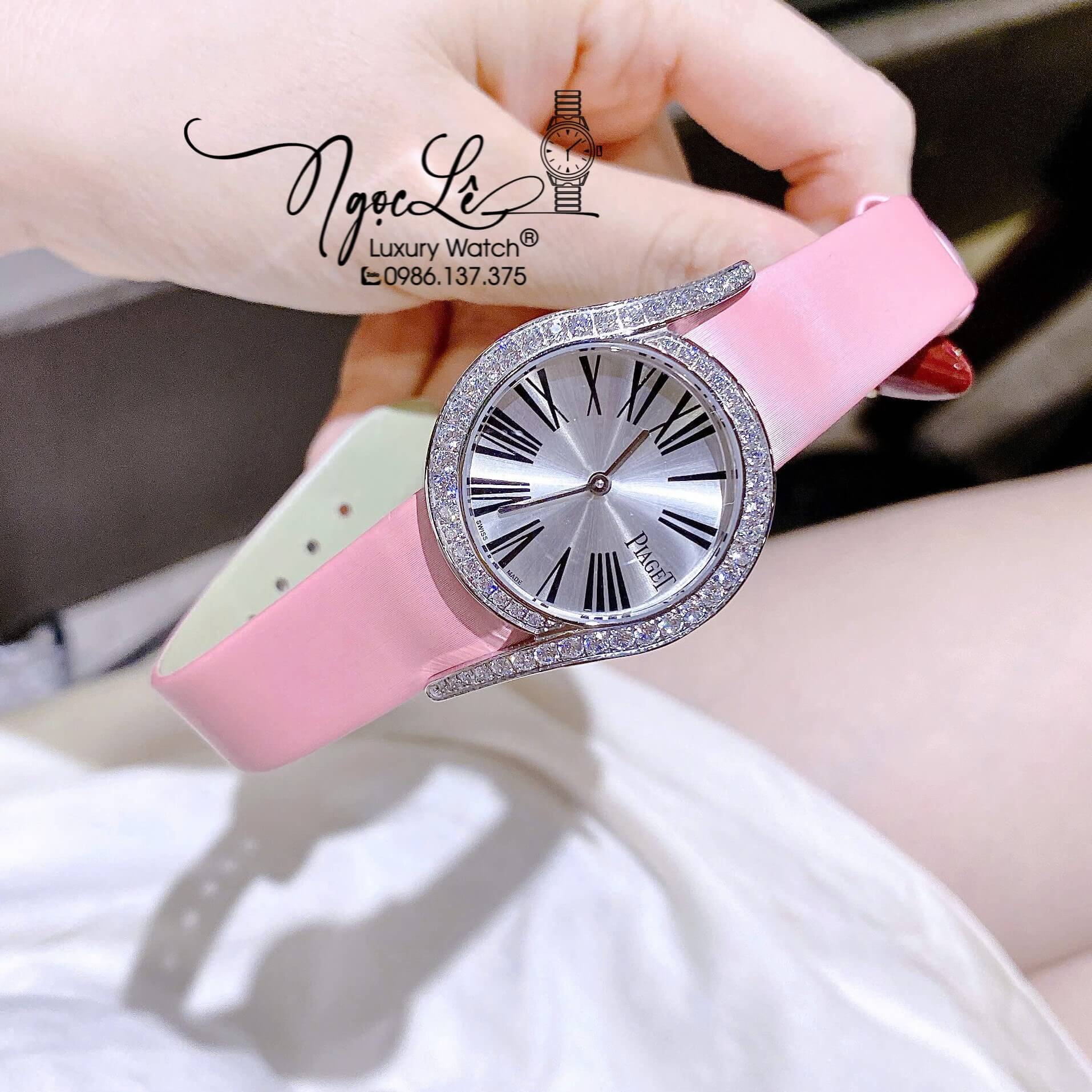 Đồng Hồ Piaget Nữ Dây Da Lụa Màu Hồng Mặt Số La Mã Đính Đá Size 32mm