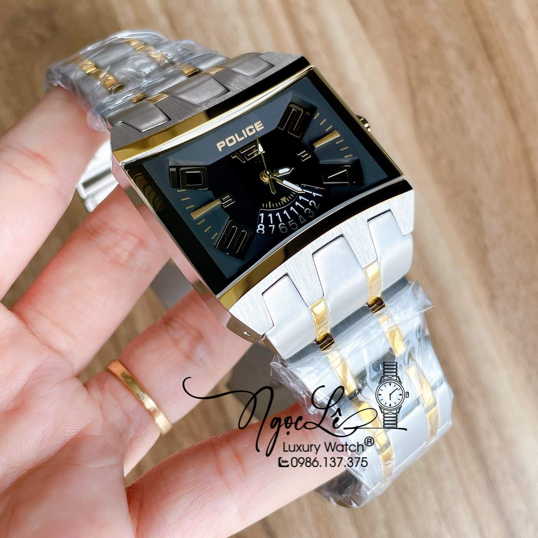 Đồng Hồ Police Nam Mặt Vuông Dây Kim Loại Demi Vàng Mặt Đen Size 42mm