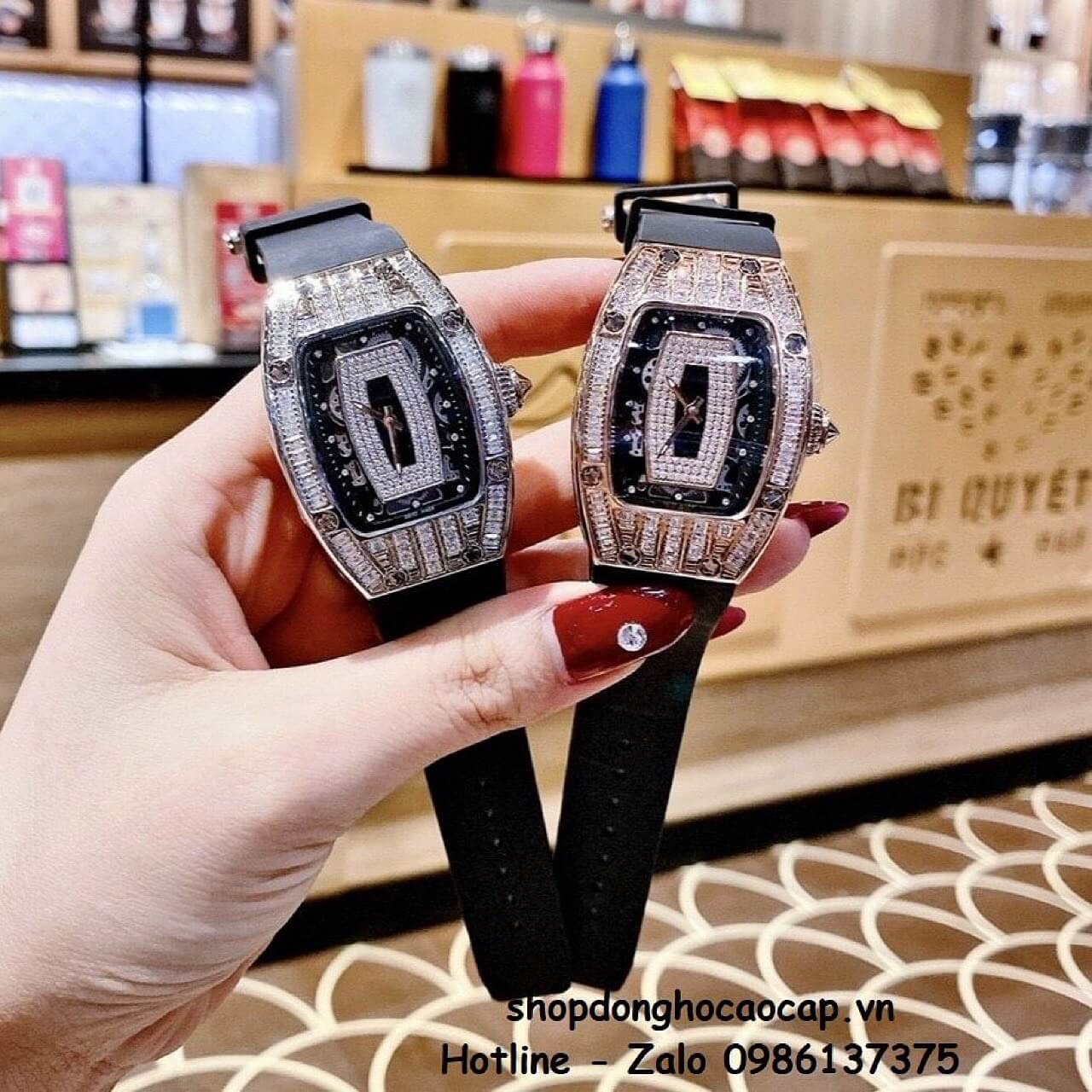 Đồng Hồ Richard Mille Nữ Siêu Cấp Máy Pin Silicon Đen Rose Lõi Đen