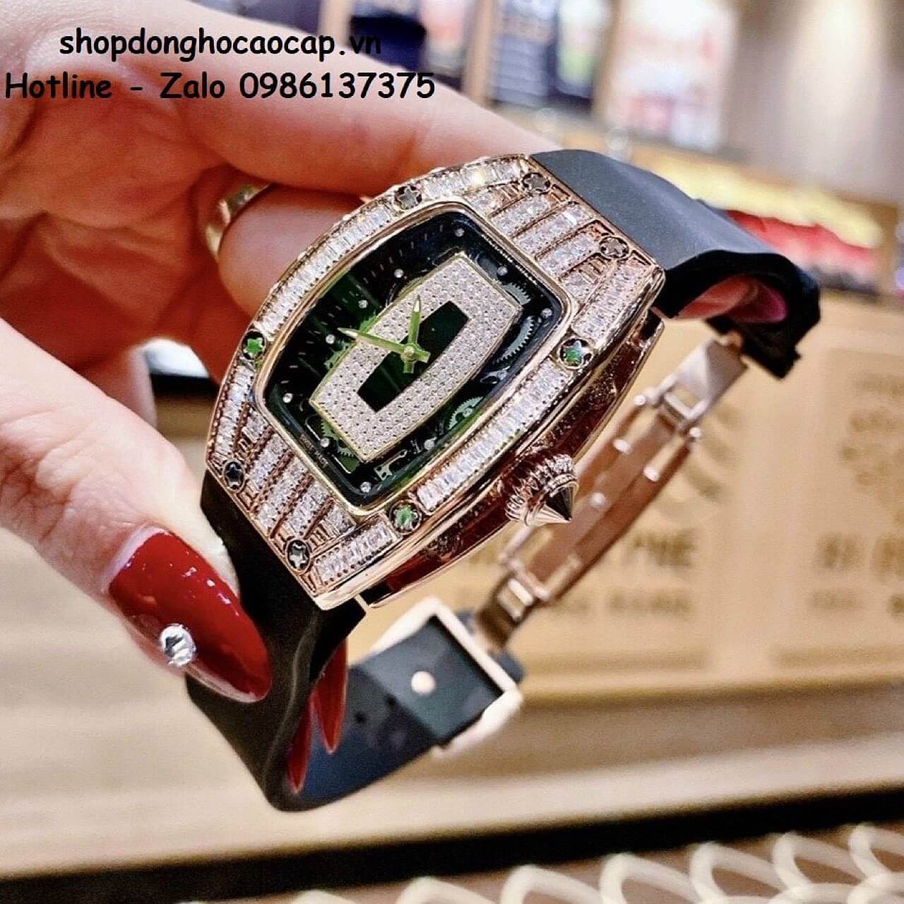 Đồng Hồ Richard Mille Nữ Siêu Cấp Máy Pin Silicon Đen Rose Lõi Đen