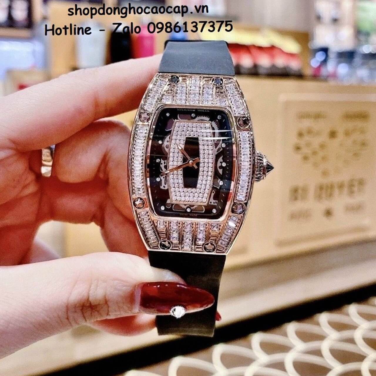 Đồng Hồ Richard Mille Nữ Siêu Cấp Máy Pin Silicon Đen Rose Lõi Đen
