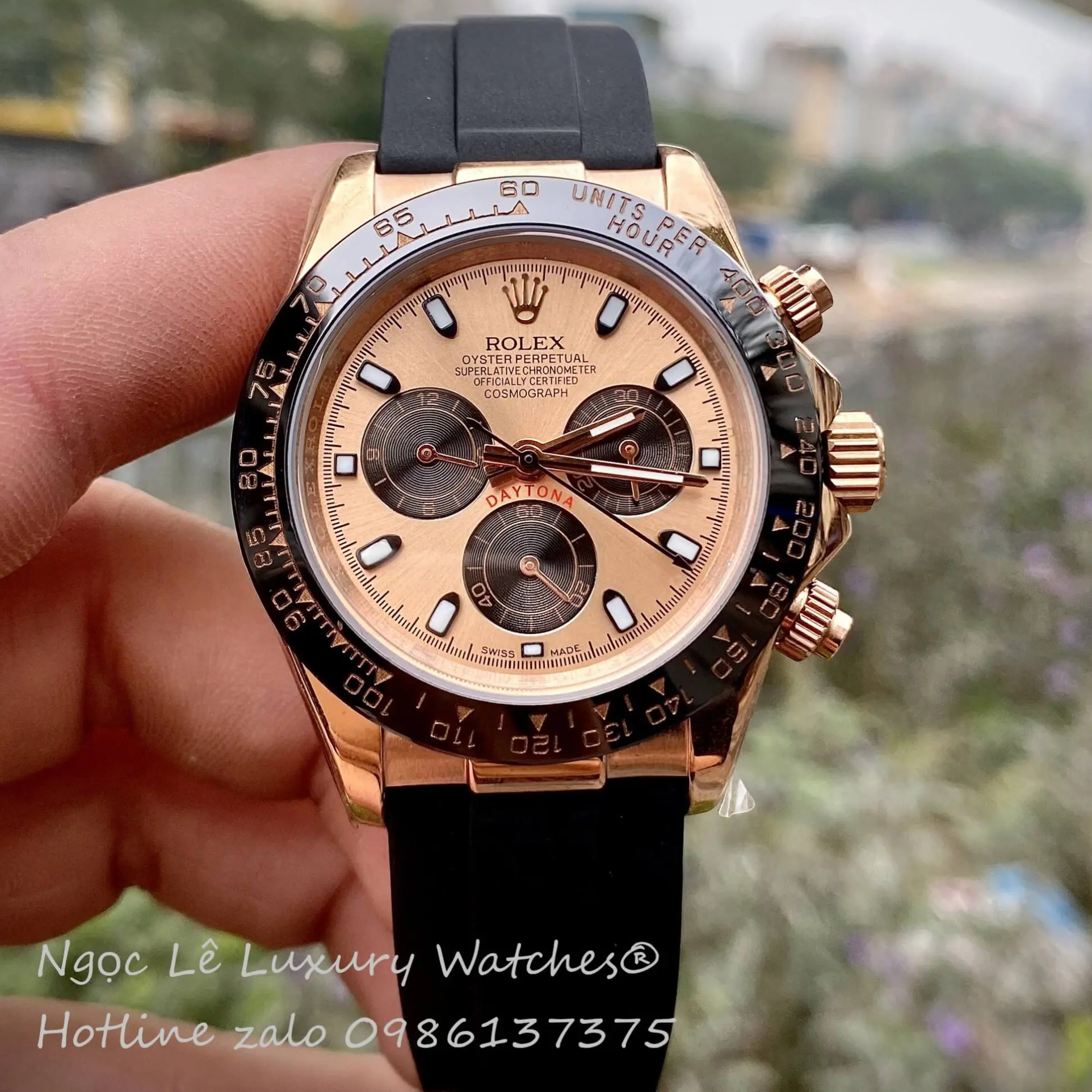 Đồng Hồ Rolex Cosmograph Daytona Automatic Dây Cao Su Đen Mặt Vàng Hồng Size 40mm