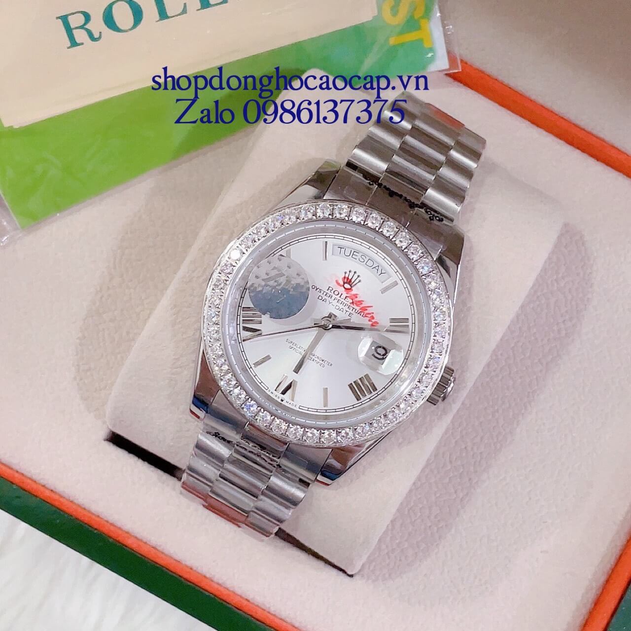 Đồng Hồ Rolex Day-Date Nam Automatic Bạc Mặt Trắng Chia Vạch Viền Đá 41mm