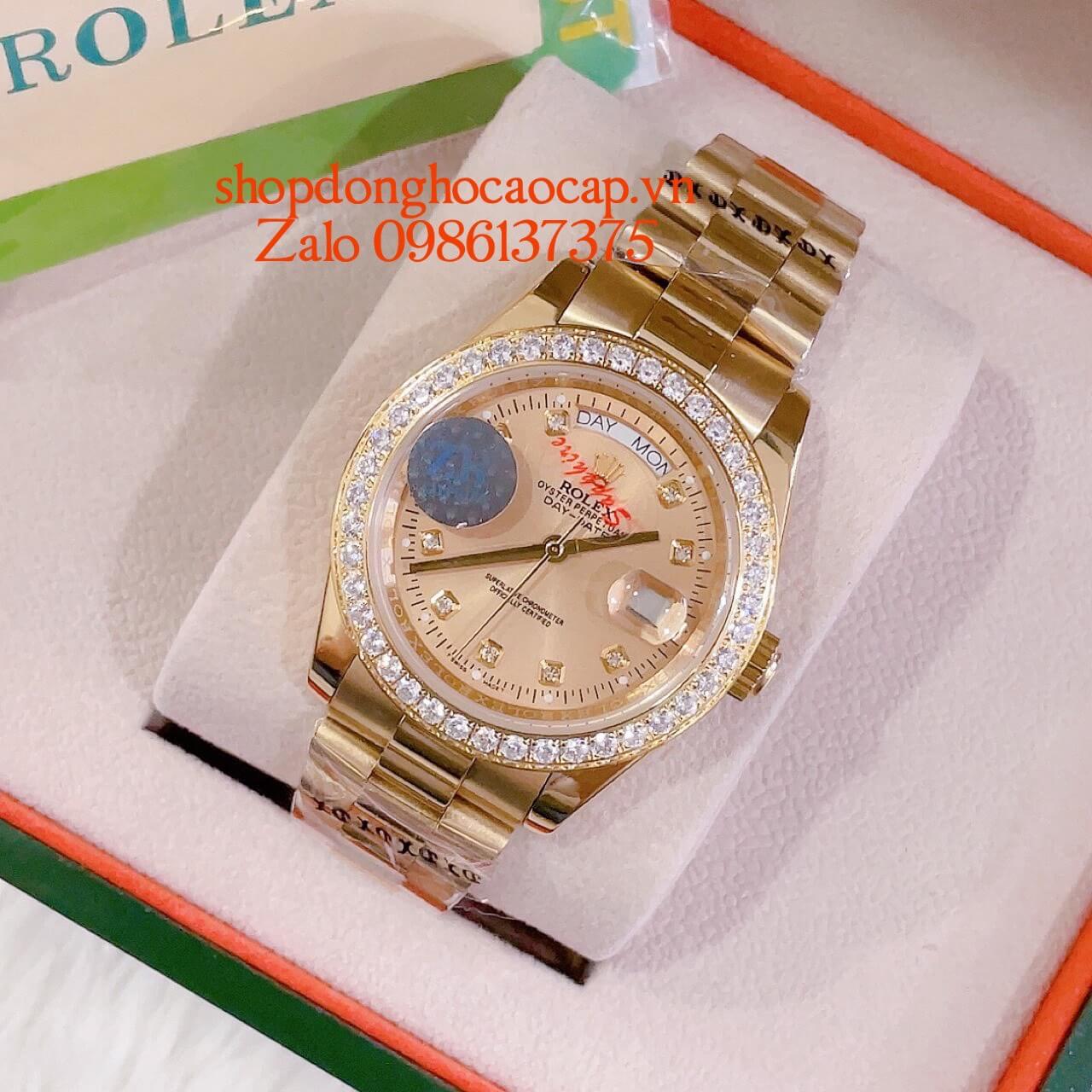Đồng Hồ Rolex Day-Date Nam Automatic Vàng Mặt Vàng Khía Viền Đá 41mm