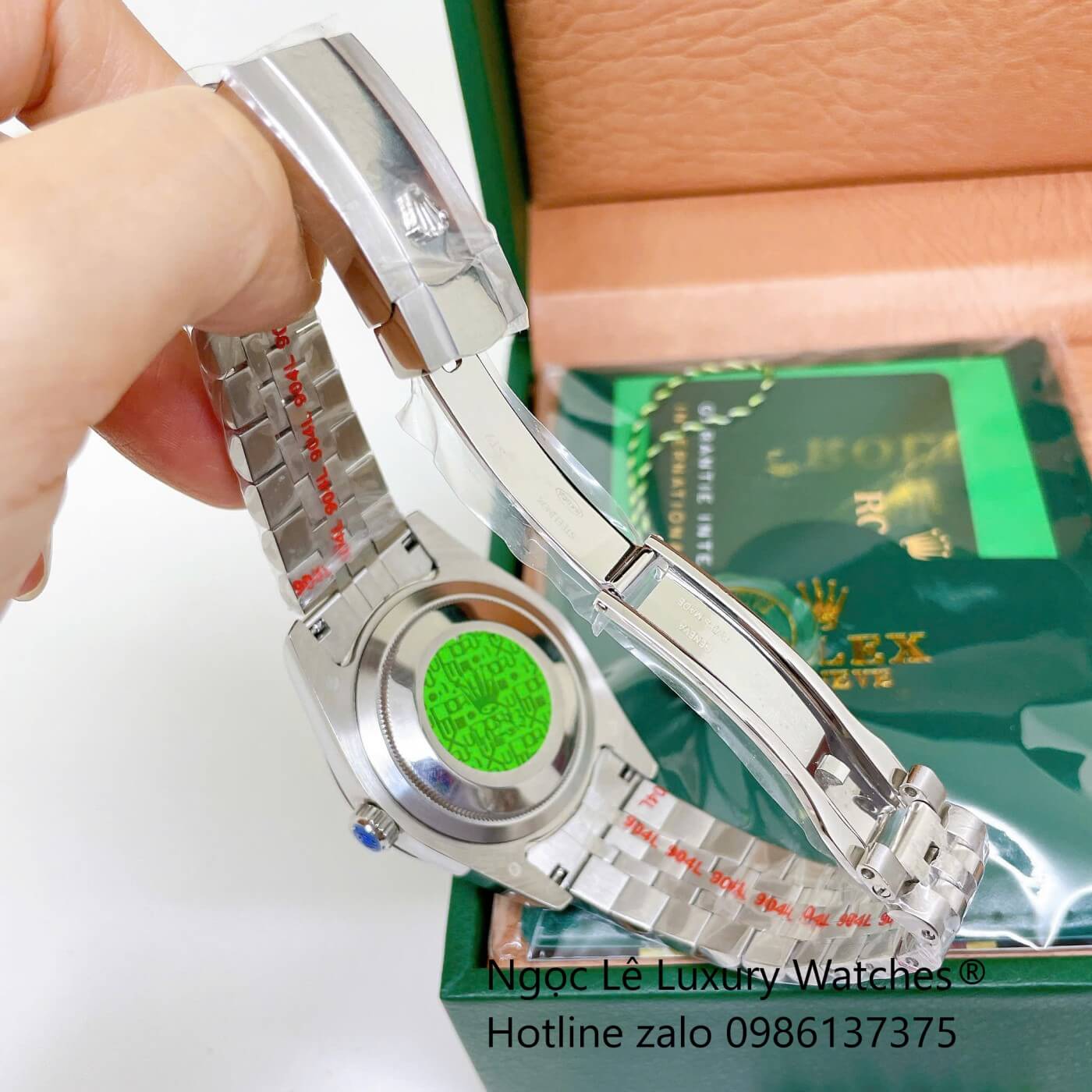 Đồng Hồ Rolex Datejust Nam Dây Thép Silver Mặt Xà Cừ Trắng Đính Đá Size 41mm - Quartz