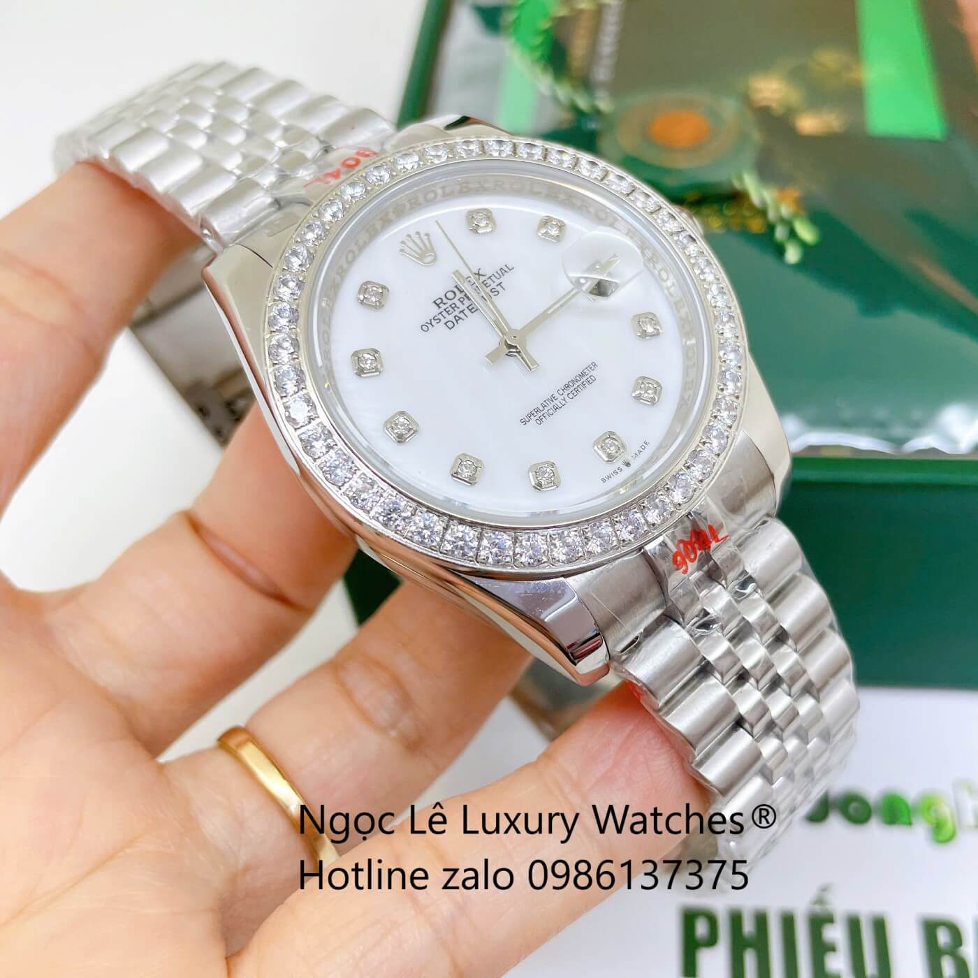 Đồng Hồ Rolex Datejust Nam Dây Thép Silver Mặt Xà Cừ Trắng Đính Đá Size 41mm - Quartz