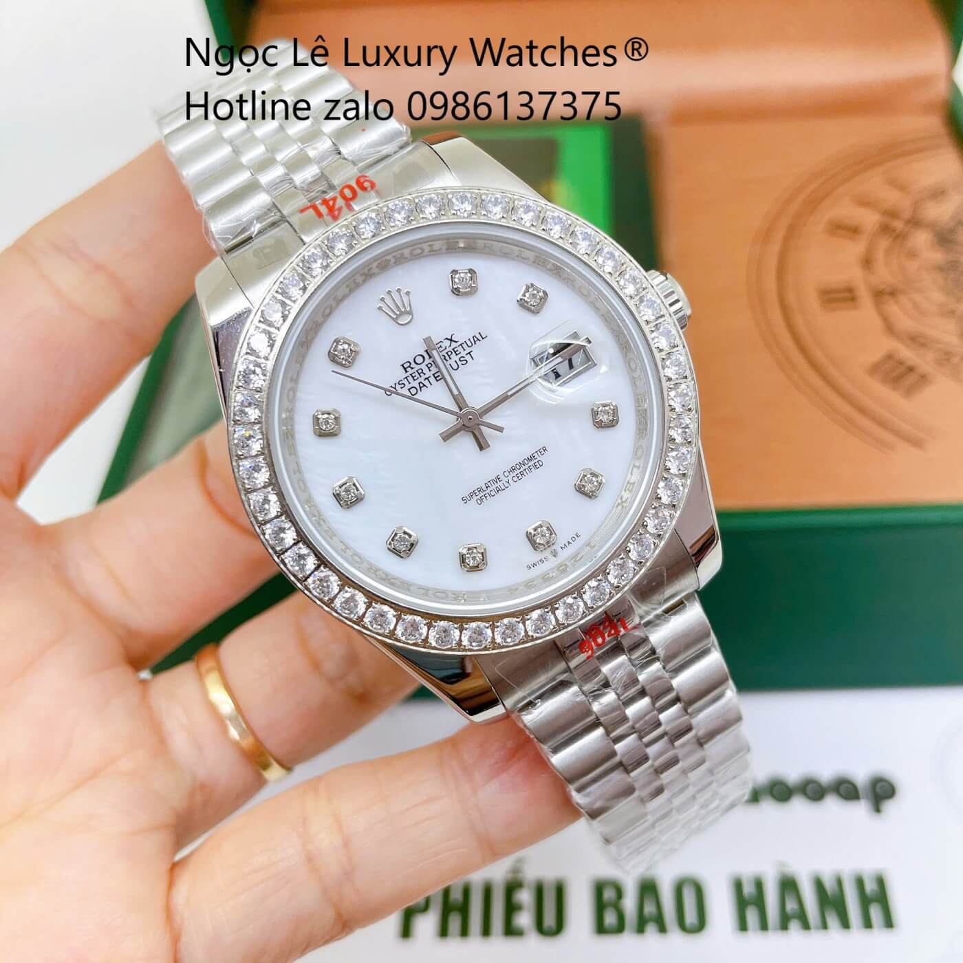 Đồng Hồ Rolex Datejust Nam Dây Thép Silver Mặt Xà Cừ Trắng Đính Đá Size 41mm - Quartz