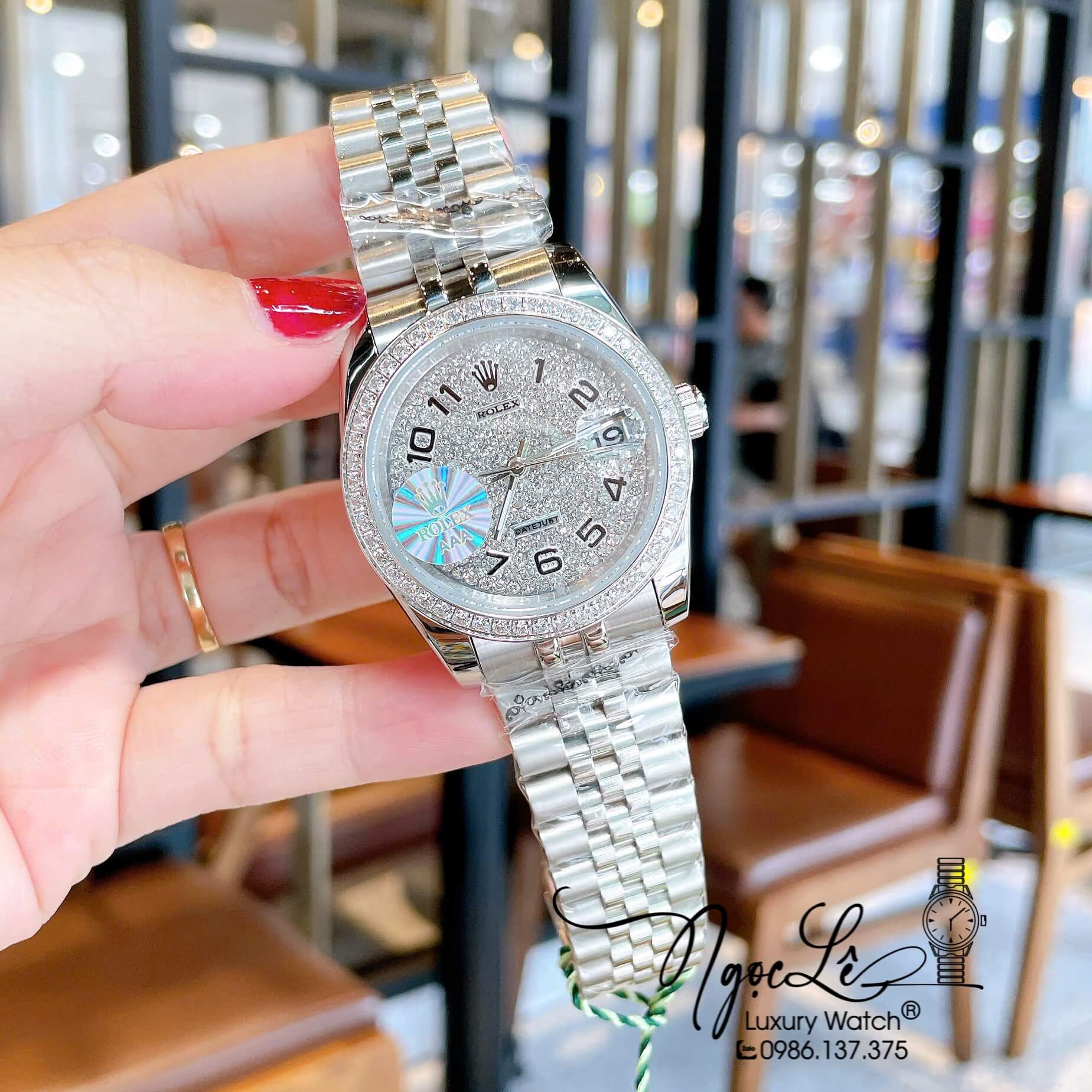 Đồng Hồ Rolex Datejust Pin Dây Kim Loại Màu Bạc Đính Đá Size 36mm Unisex Mặt Số Đen