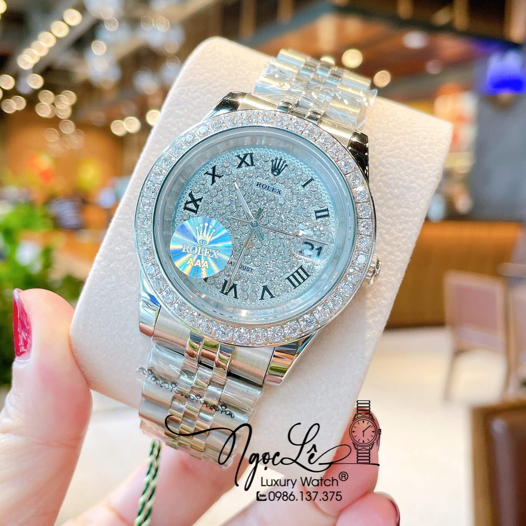 Đồng Hồ Nam Rolex Datejust Pin Dây Kim Loại Màu Bạc Đính Đá Size 41mm Mặt Số La Mã
