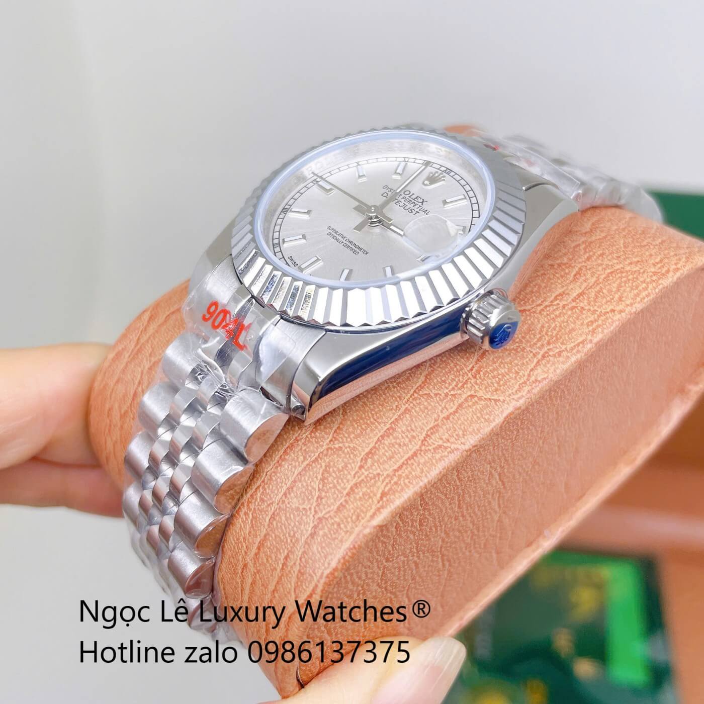 Đồng Hồ Rolex Datejust Nữ Dây Thép Bạc Mặt Trắng Size 31mm Quartz - Niềng Khía Vạch Phản Quang
