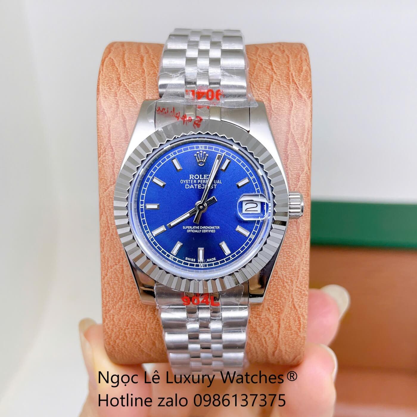 Đồng Hồ Rolex Datejust Nữ Dây Thép Bạc Mặt Xanh Dương Size 31mm Quartz - Niềng Khía Vạch Phản Quang