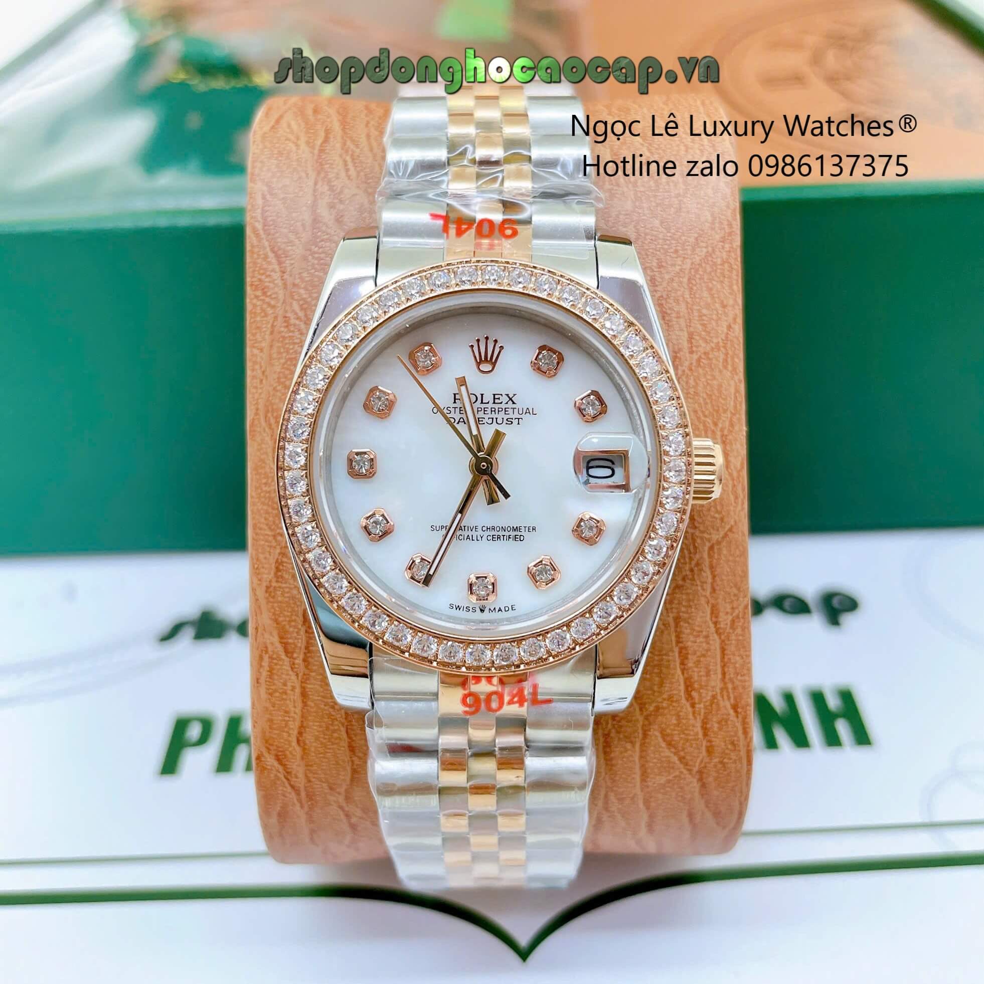 Đồng Hồ Rolex Datejust Nữ Dây Thép Demi Rose Mặt Xà Cừ Trắng Niềng Đính Đá Size 31mm - Quartz