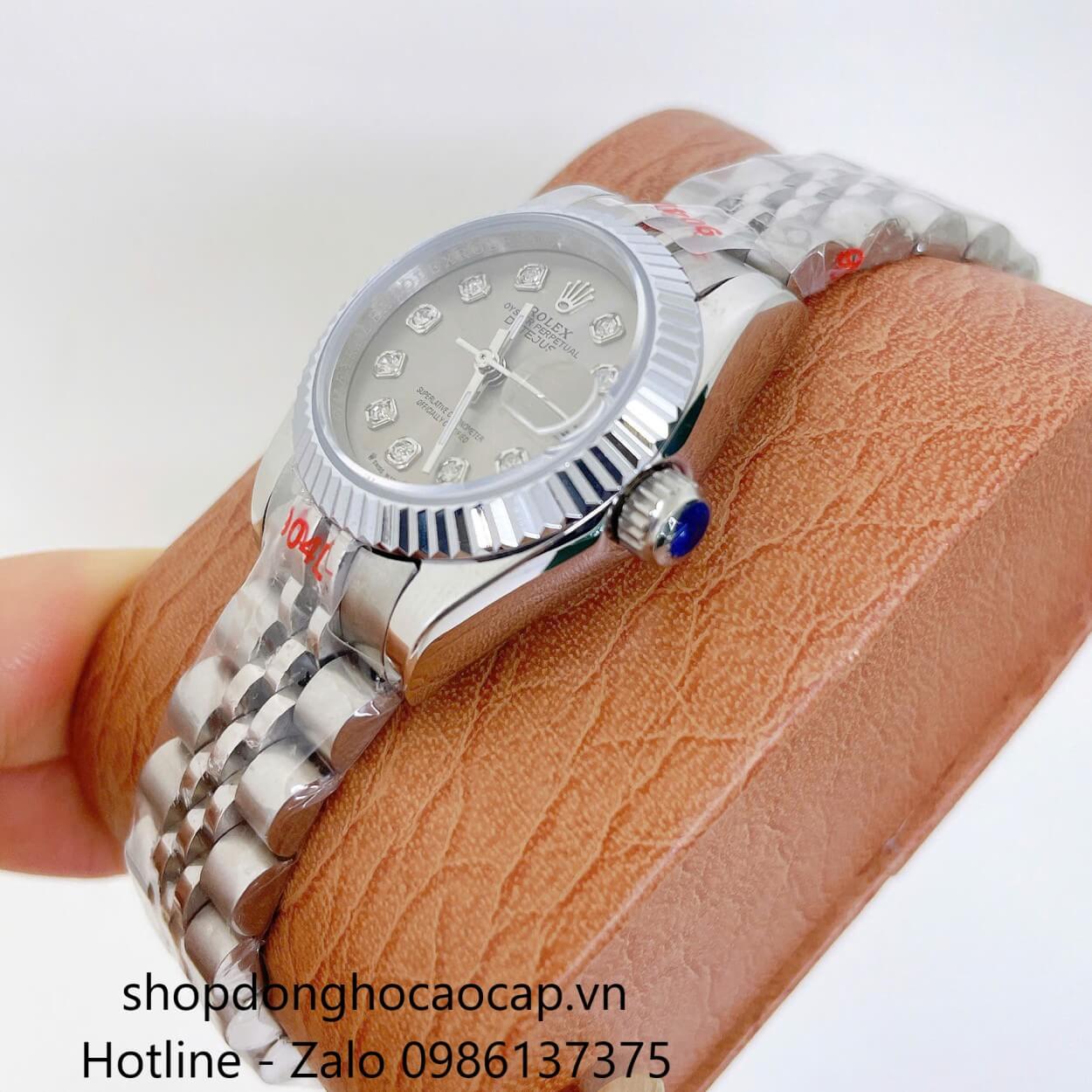 Đồng Hồ Rolex Datejust Nữ Máy Pin Dây Kim Loại Bạc Mặt Xám Size 28mm Viền Khía