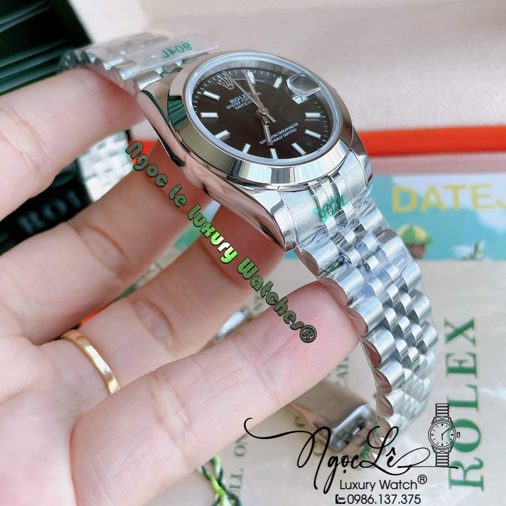 Đồng Hồ Rolex Datejust Automatic Nữ Dây Kim Loại Màu Bạc Niềng Trơn Size 31mm